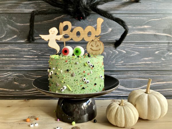Unser Torten-Backset "Boo" in der Vorderansicht