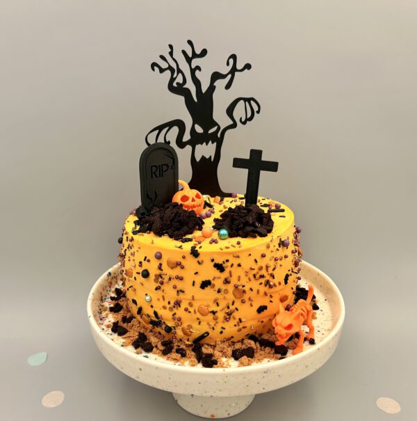 Halloweentorte "Spuk & Schmatz" inkl. 3-D Elementen – Bild 3