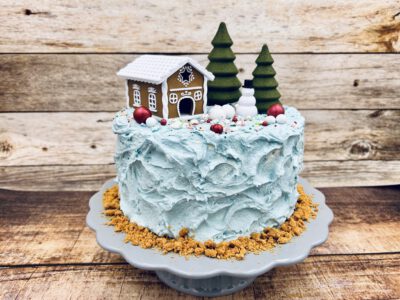 Weihnachtstorte "Hüttenzauber" mit 3D Elementen & Mini-LED